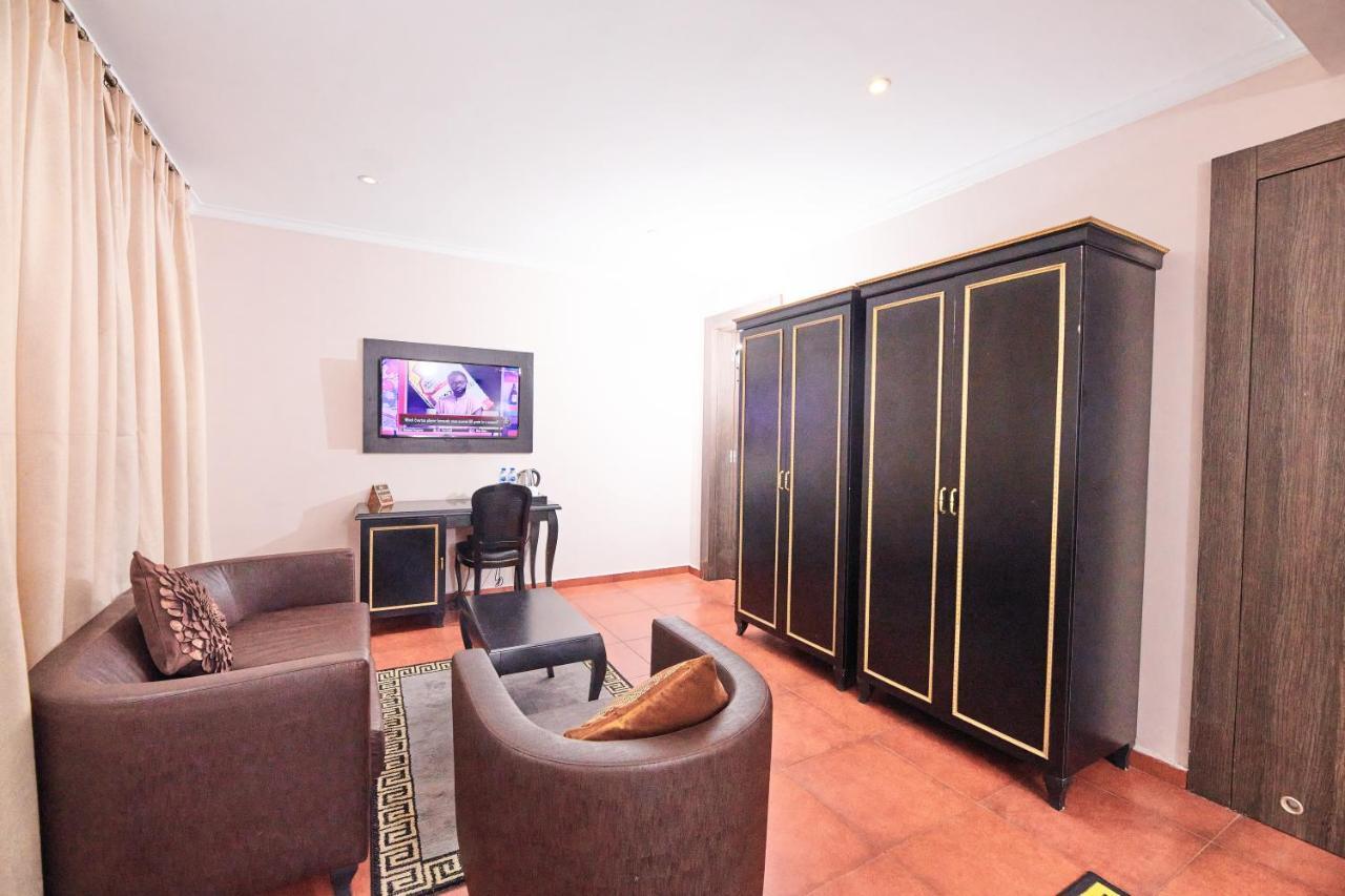 Oak Haven Hotel & Suites Port Harcourt Luaran gambar